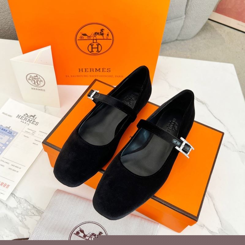 H**mes flat shoes